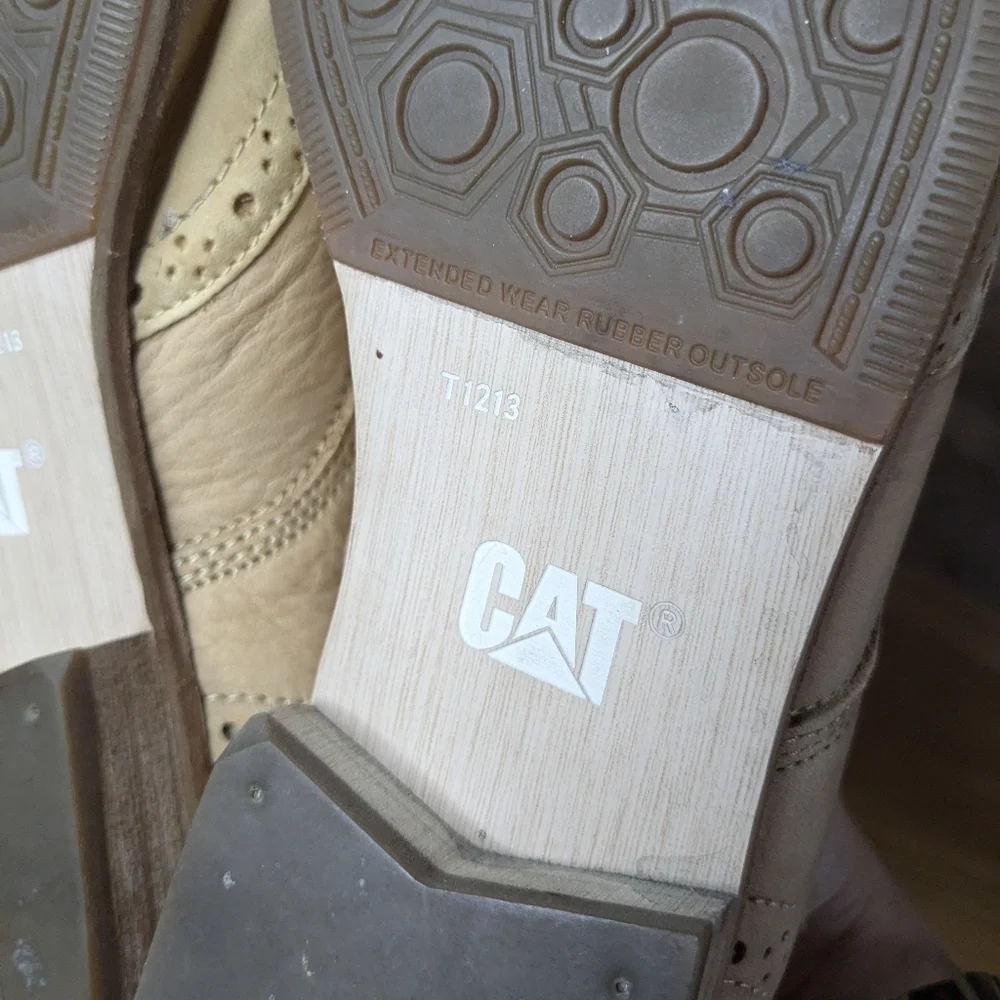 Cat Caterpillar Size 9 Tan‎ Leather Reegan Wingtip Oxford Shoes